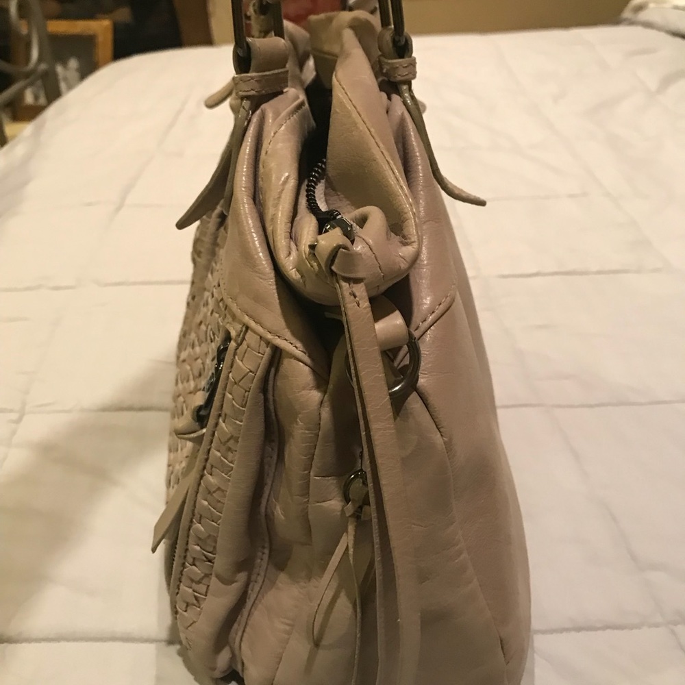 Handbag - Picture 4 of 7